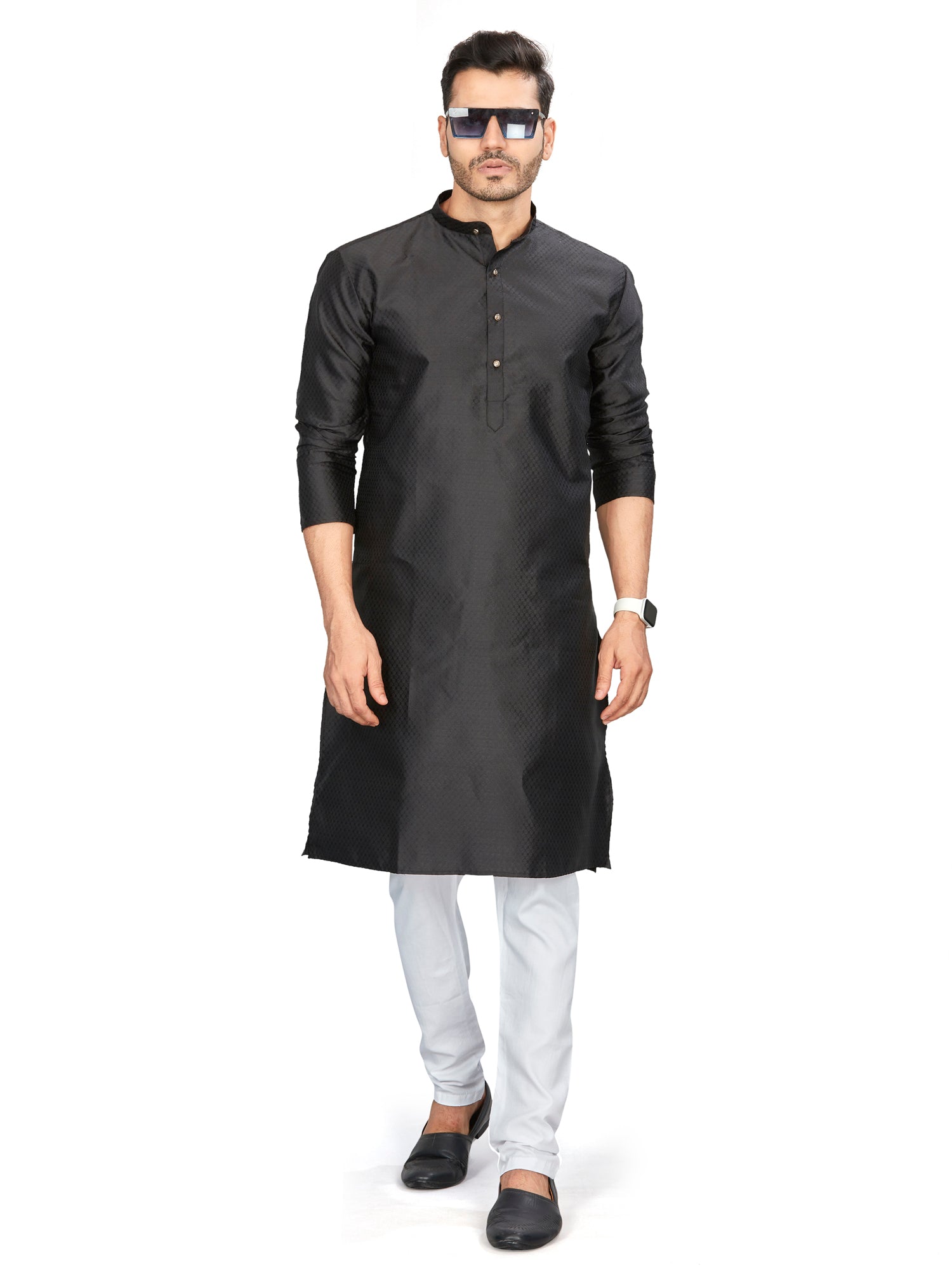 Silk Kurta for Men - Black | KPAVSCIRBL | DesiQlo