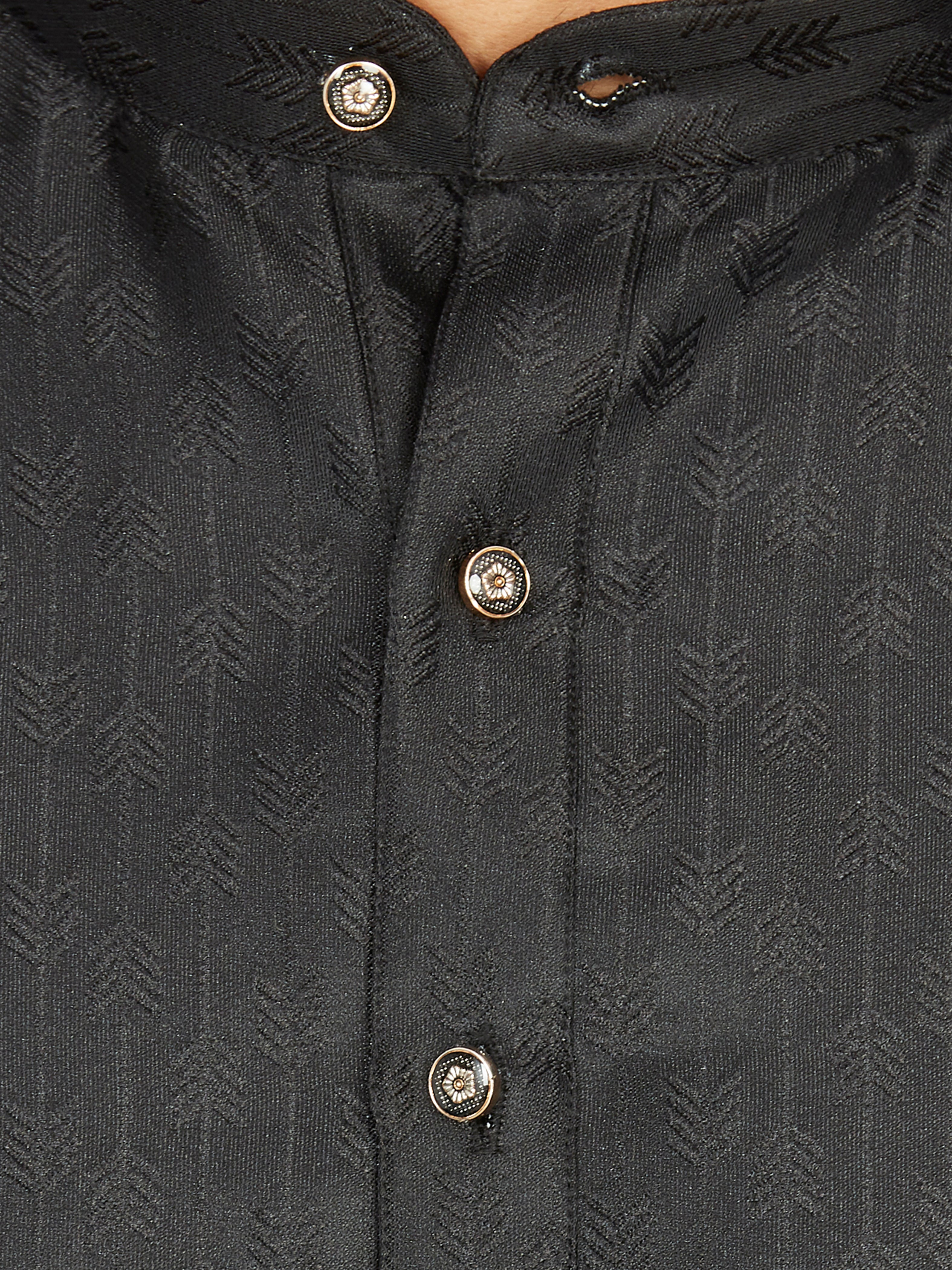 Cotton Kurta for Men - Black | KPAVJQBLK3 | DesiQlo