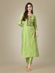 Green Embroidered Women Kurta Pant Set-Parrot
