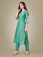 Green Embroidered Women Kurta Pant Set-Pista1025