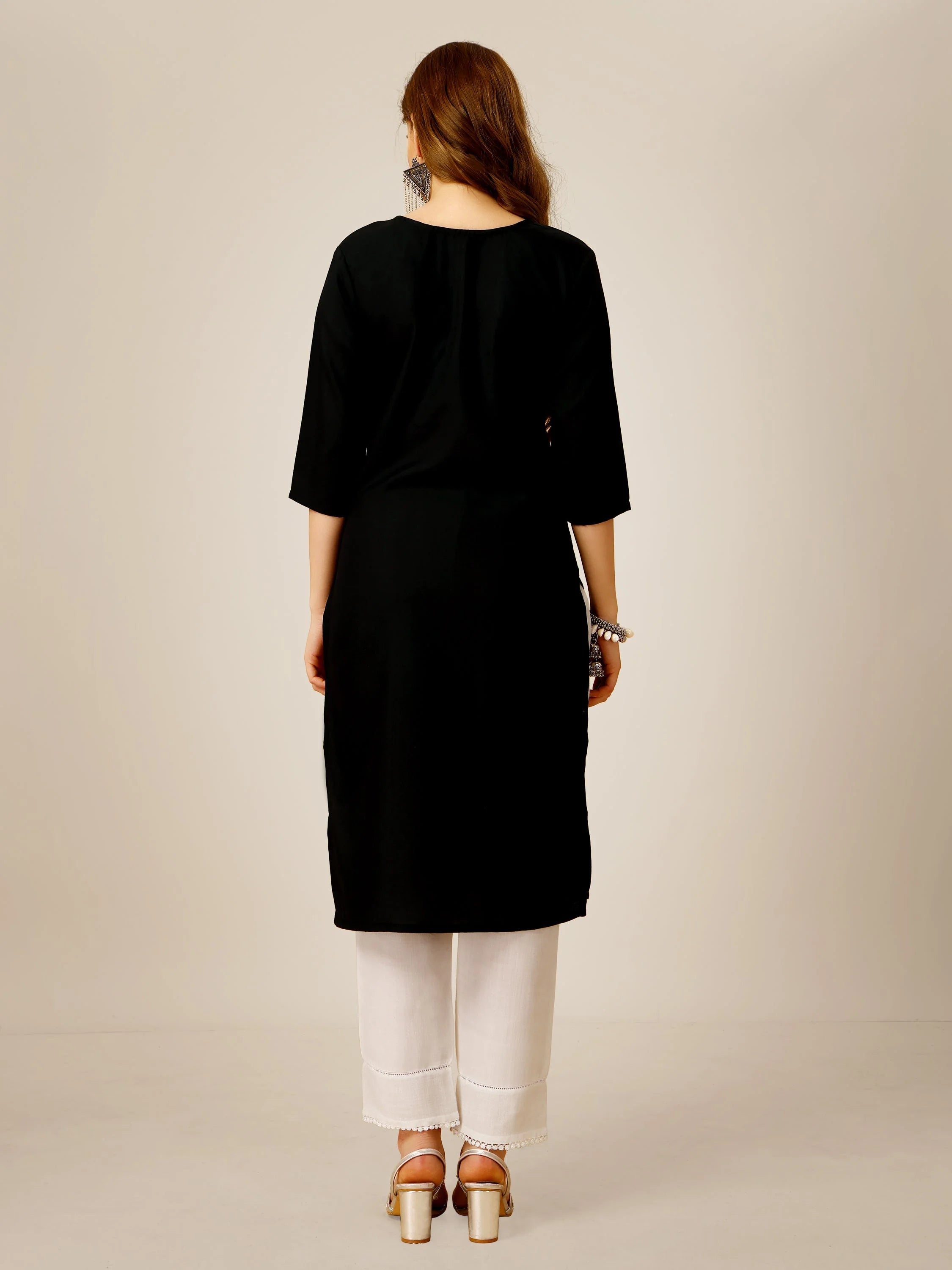 Black Embroidered Cotton Women's Kurta Pant Set | Kurta Set