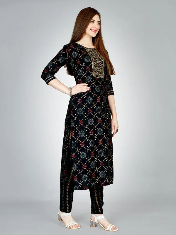 Black Embroidered Women's Kurta Pant Set | Indian Kurta Sets