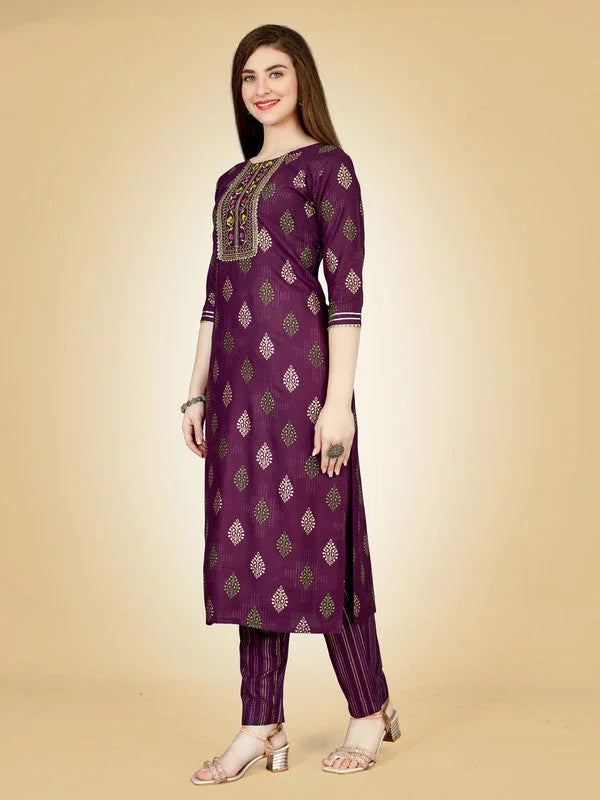 Purple Embroidered Women's Kurta Pant Set | Indian Kurta Set