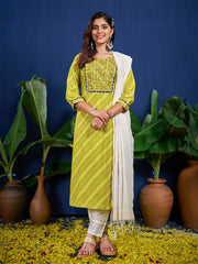 Women Kurta Pant Dupatta Set-1077PARROT