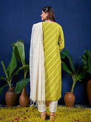 Women Kurta Pant Dupatta Set-1077PARROT