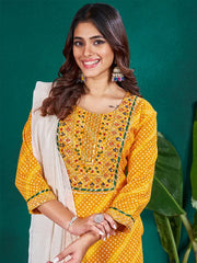 Women Kurta Pant Dupatta Set-1077YELLOW