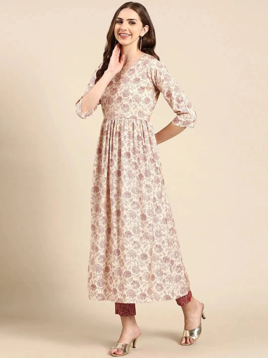 Cream Floral Women's Kurta Set | Designer Indian Kurta Sets