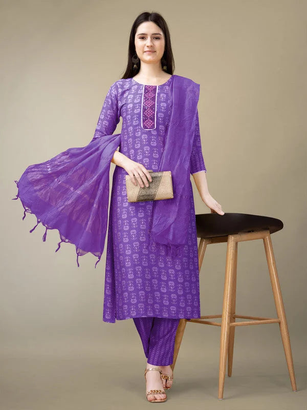 Purple Embroidered Women's Kurta Set with Dupatta - Rayon