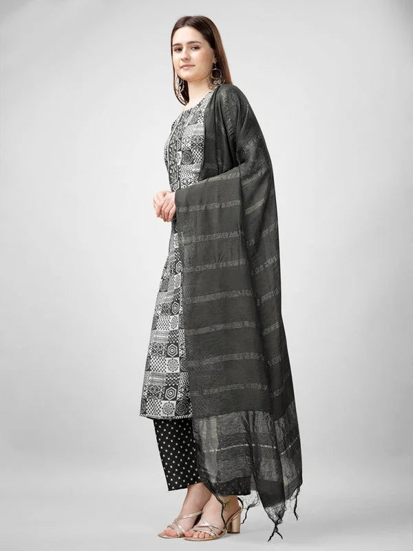 Black Embroidered Women's Kurta Set with Dupatta | Indian Sets