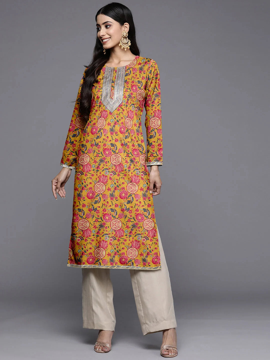 Women Floral Printed Patchwork Velvet Kurta-AHKUVLDP-1148