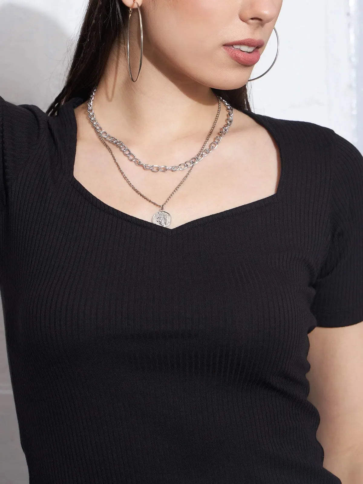 Black Rib Cut Out Top - Trendy Women's Western Clothing