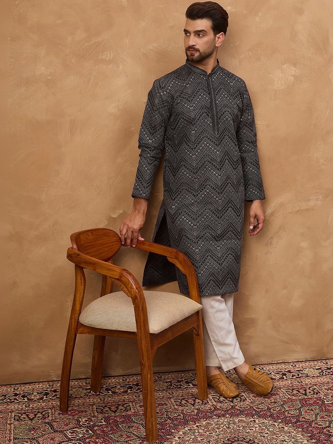 Ethnic Bay Men Black Silk Blend Geometric Printed Straight Kurta With Pant Set-MKSET1520