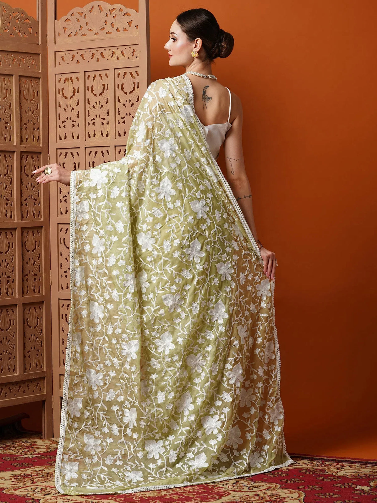 Women's Organza Green Embroidered Designer Saree With Blouse Piece-13KAVI1302