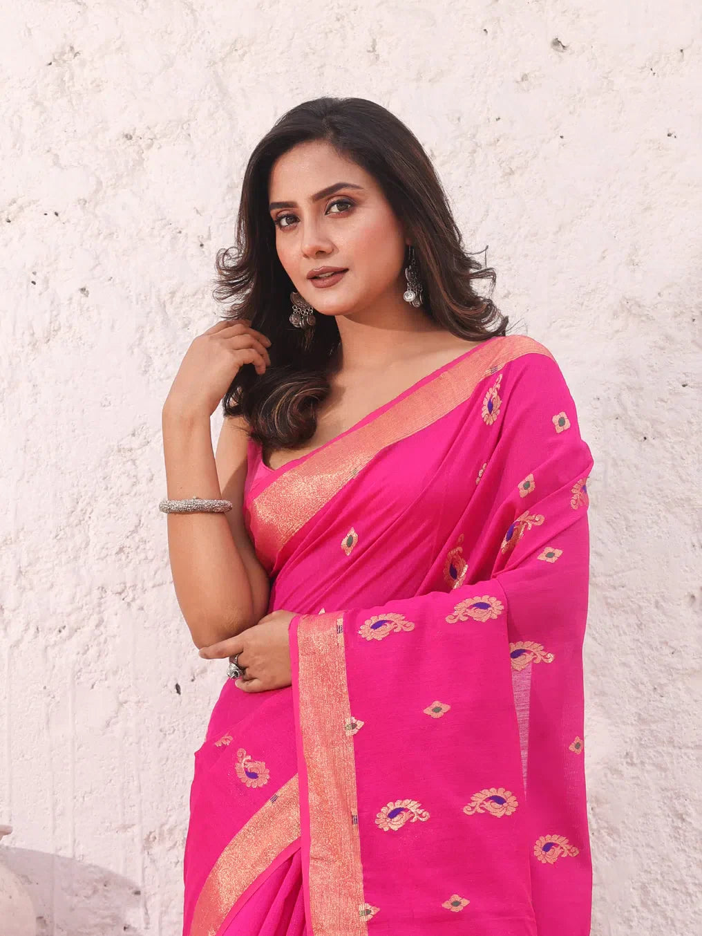 Fuchsia Cotton Saree With Woven Designs And Zari Border-MA54BCT041210046