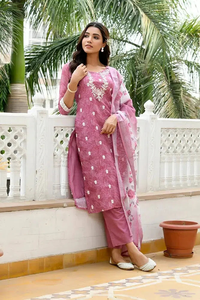 Magenta Linen Embroidered Kurta Set with Dupatta | Vaasva