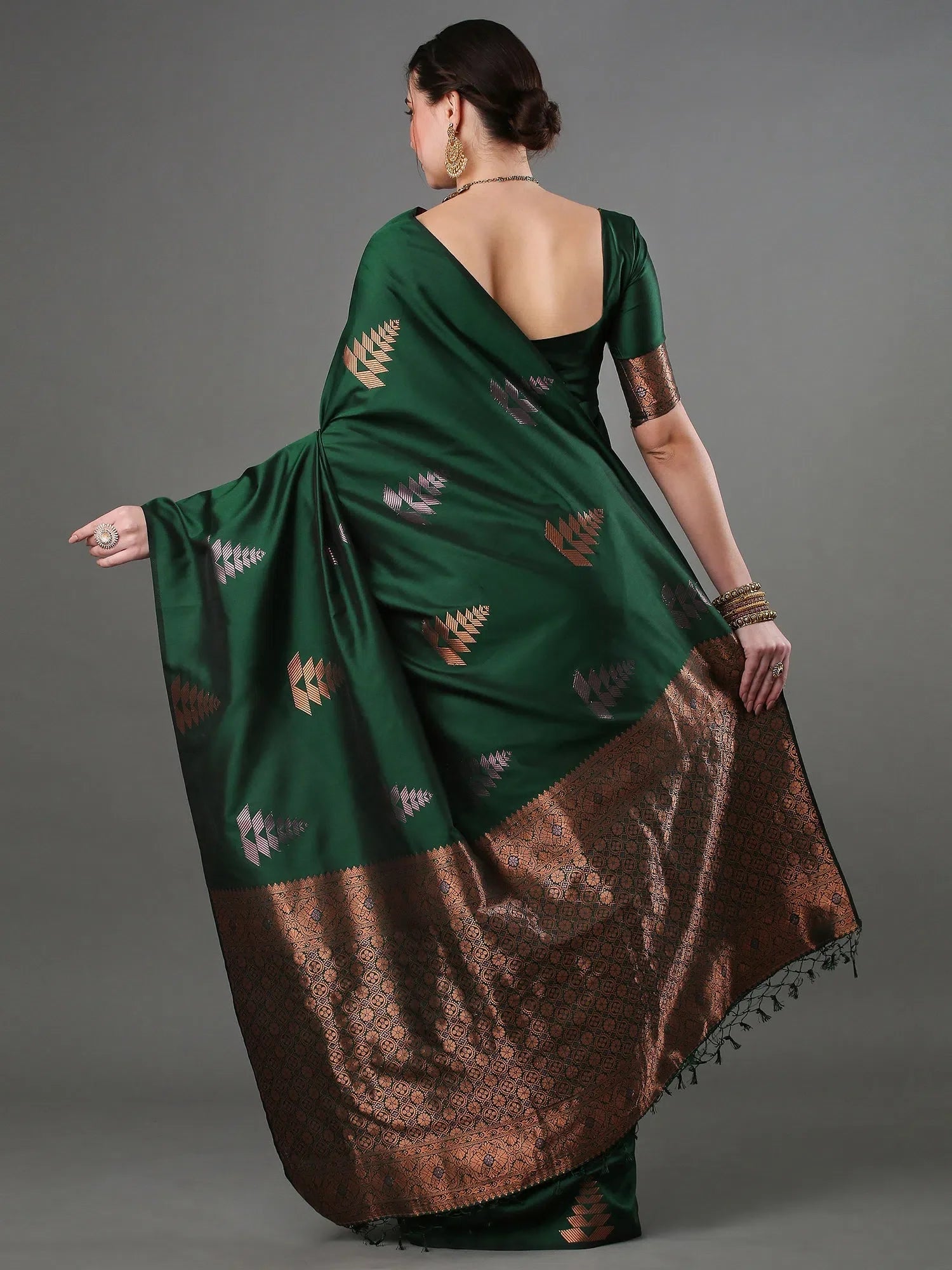 Classic Green Woven Polyester Saree with Blouse | Stylish Indian Sarees