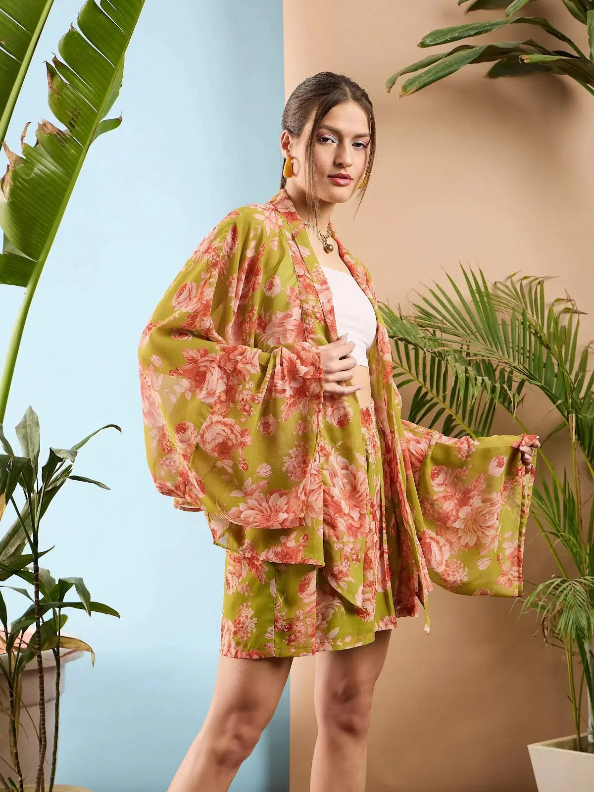 Green Floral Kimono Shrug & Shorts | Women's Western Wear