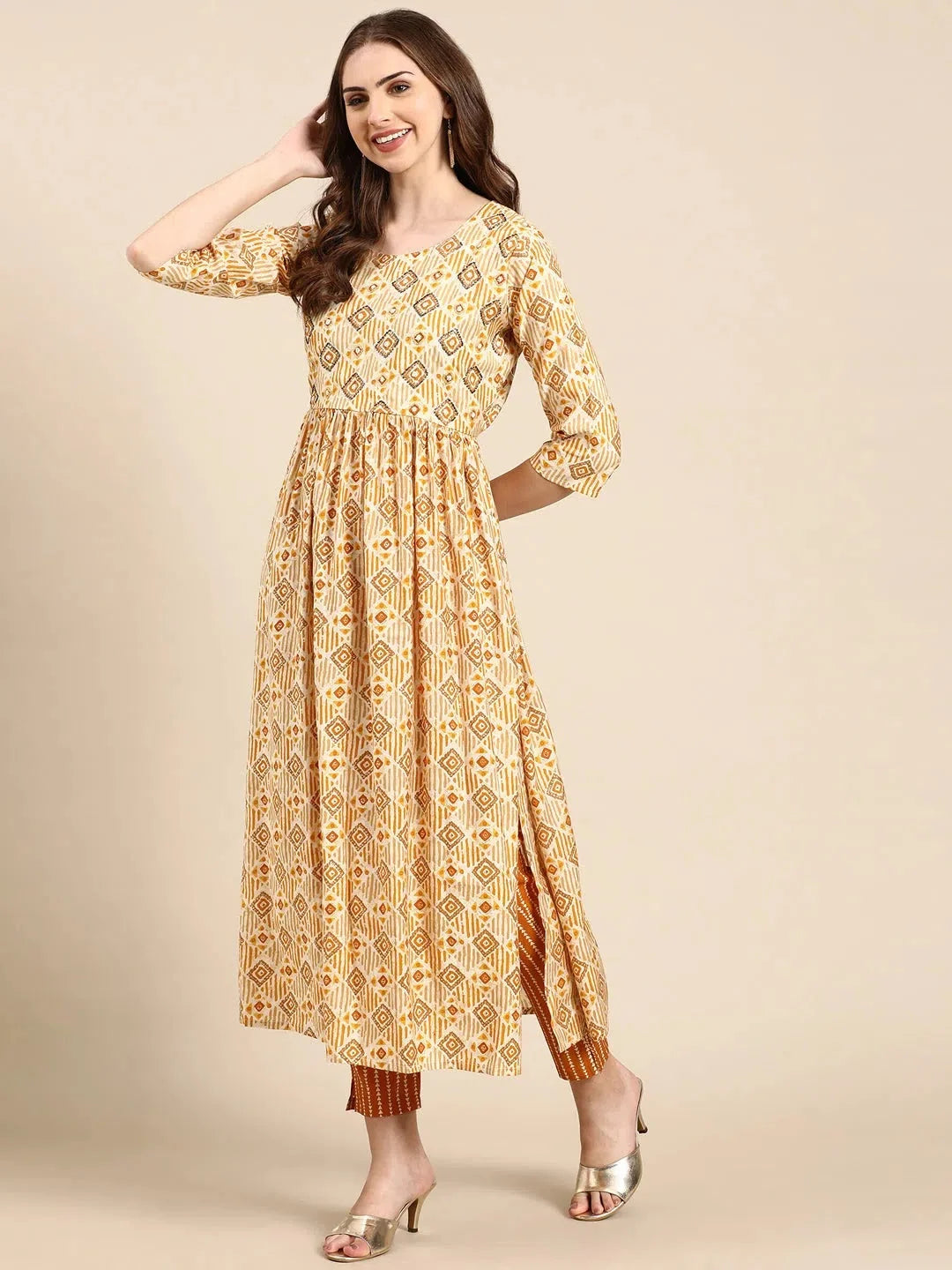 Yellow Geometric Print Women's Kurta Set | Designer Kurta Sets