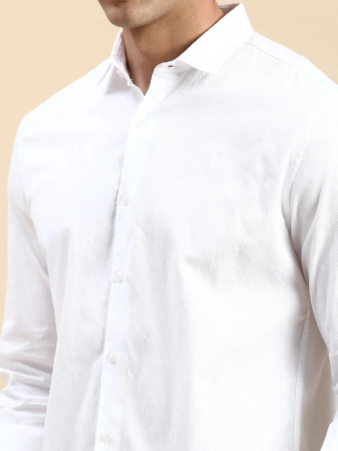 Men's White Solid Cotton Shirt | Formal Shirts at DesiQlo