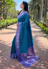 Womens Fashion Ethnic Kanjeevaram Green Color Sarees-MLSHWSA2018GRN