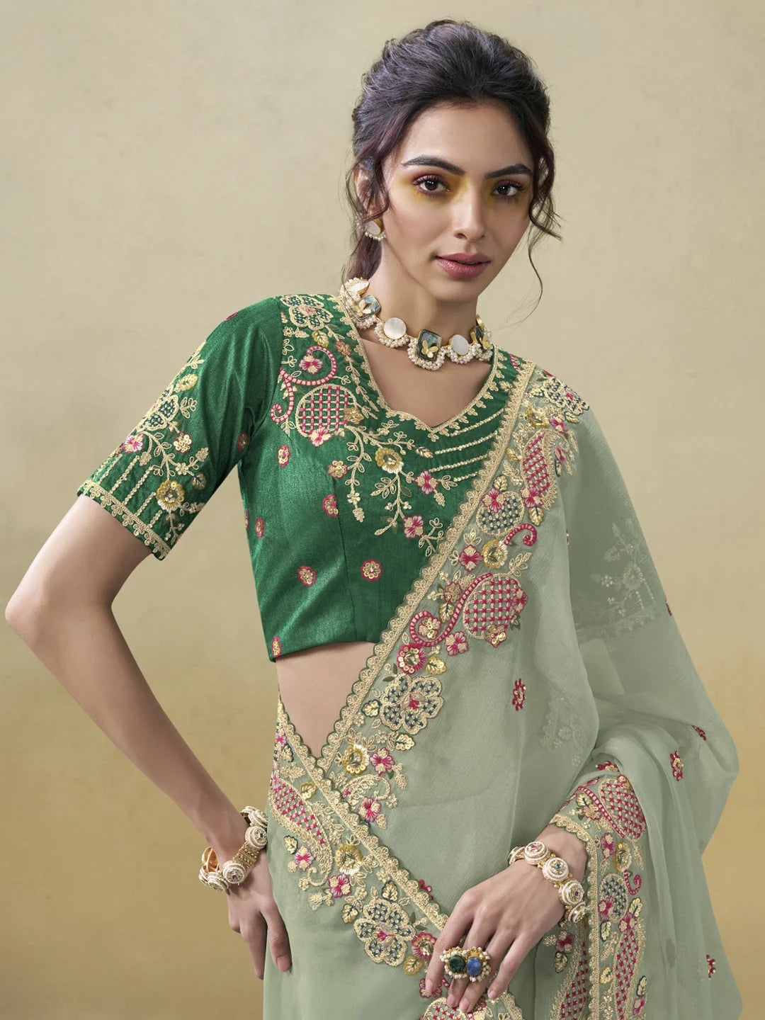 Green Paisley Polyester Saree | Indian Sari with Ethnic Elegance
