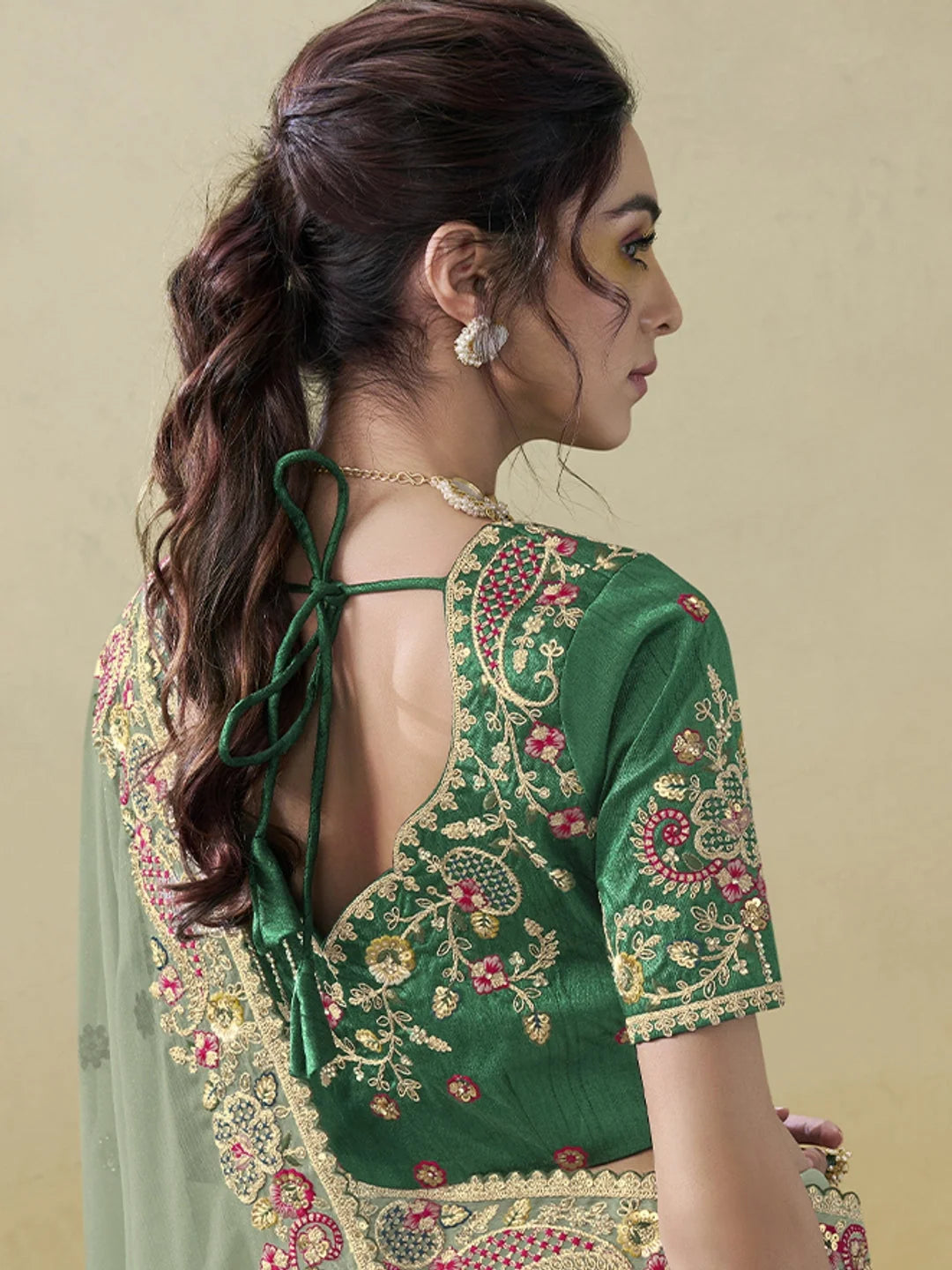 Green Paisley Polyester Saree | Indian Sari with Ethnic Elegance