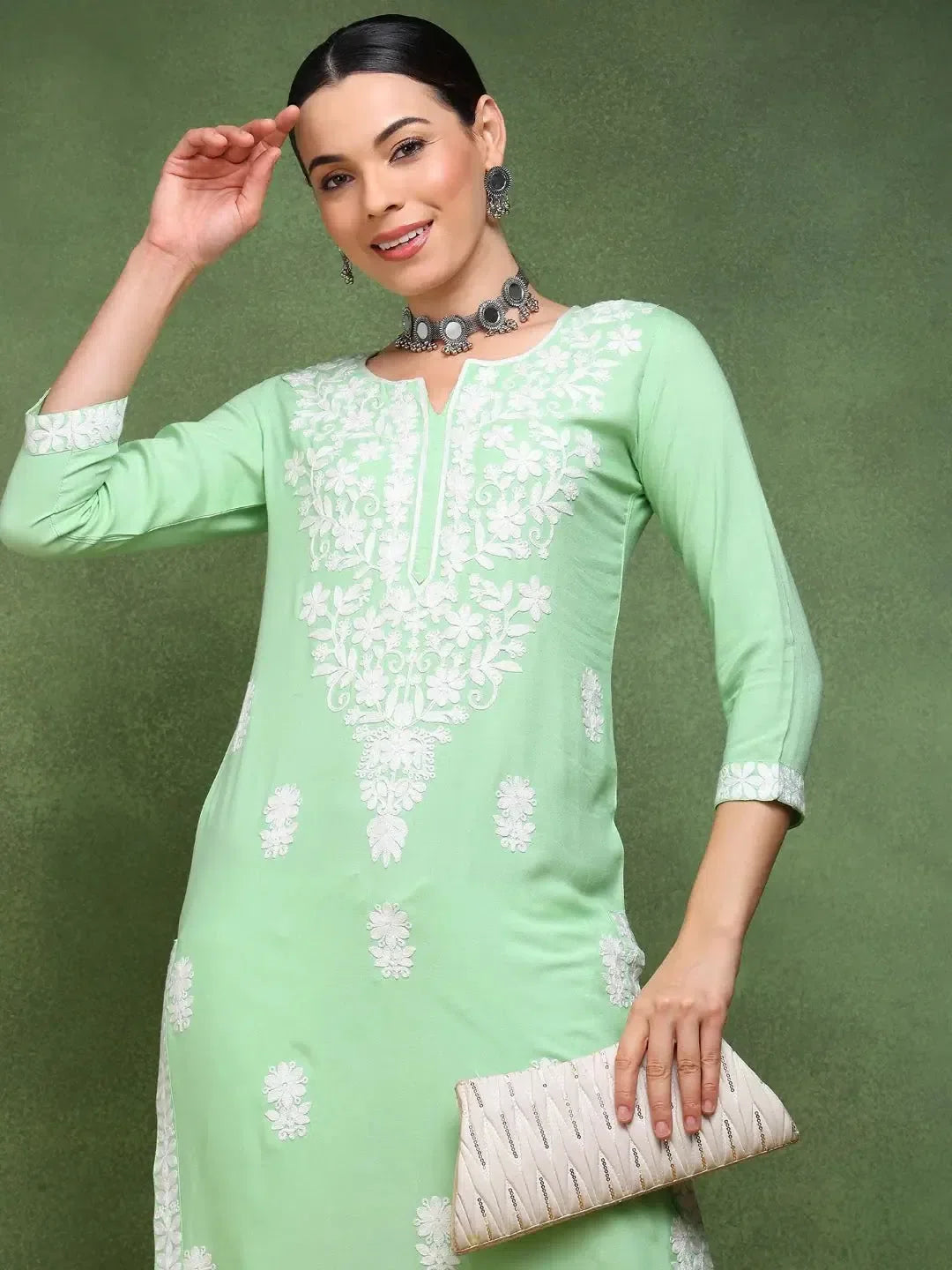 Women Green Viscose Rayon Solid Embroidered Straight Kurta