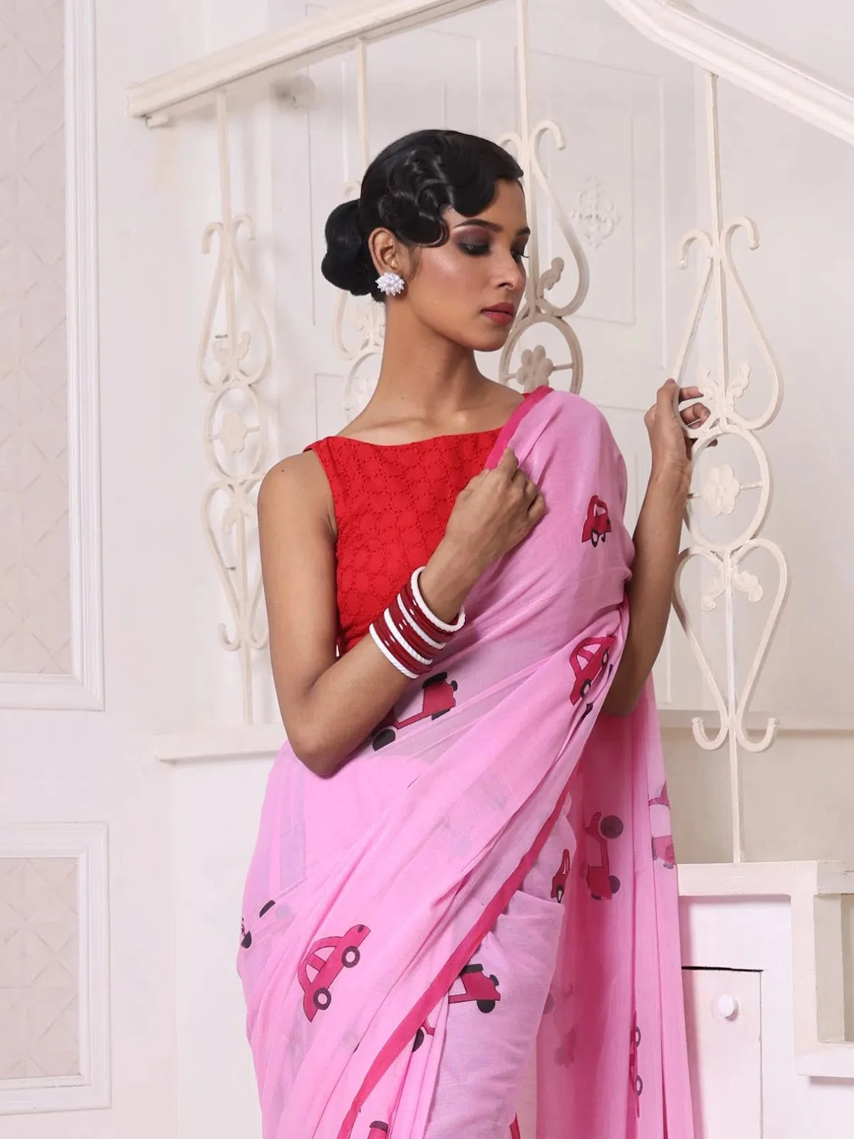 Elegant Indian Silk Saree | Traditional Kanchipuram Weaves