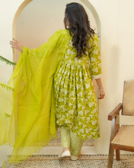 Women green Cotton kurta with cotton pant & dupatta-187VAASNEON