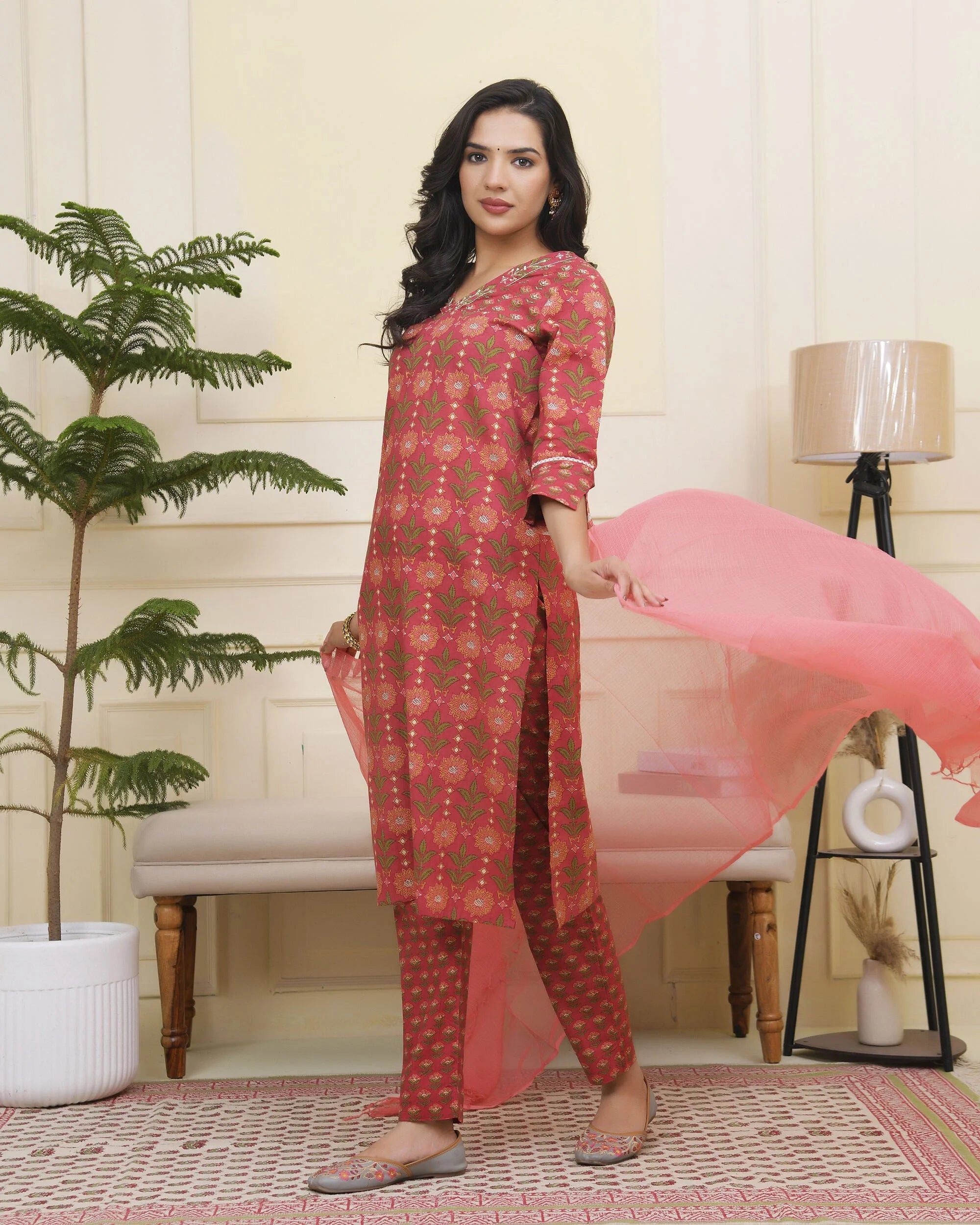 Women Maroon Cotton kurta with cotton pant & dupatta