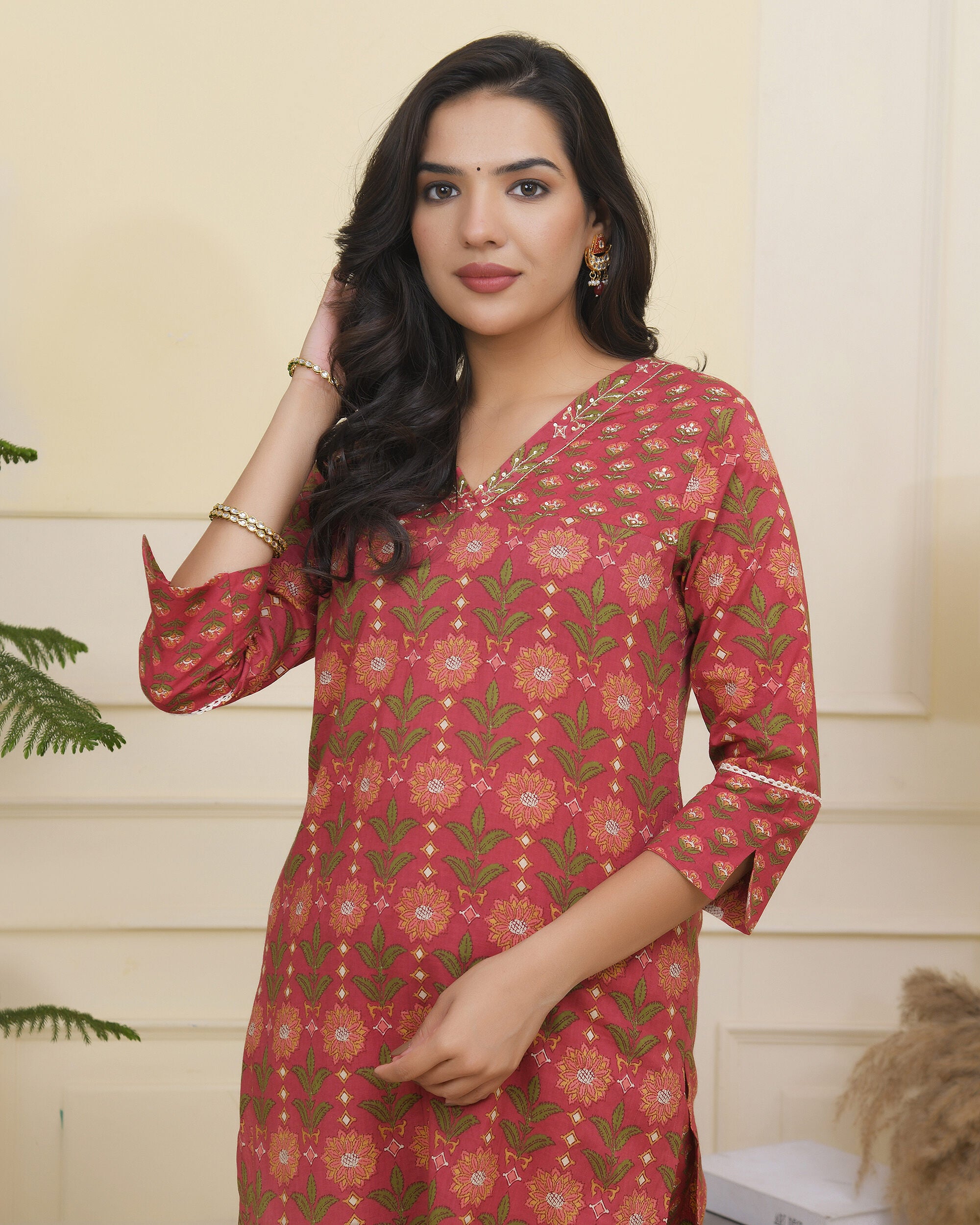 Women Maroon Cotton kurta with cotton pant & dupatta