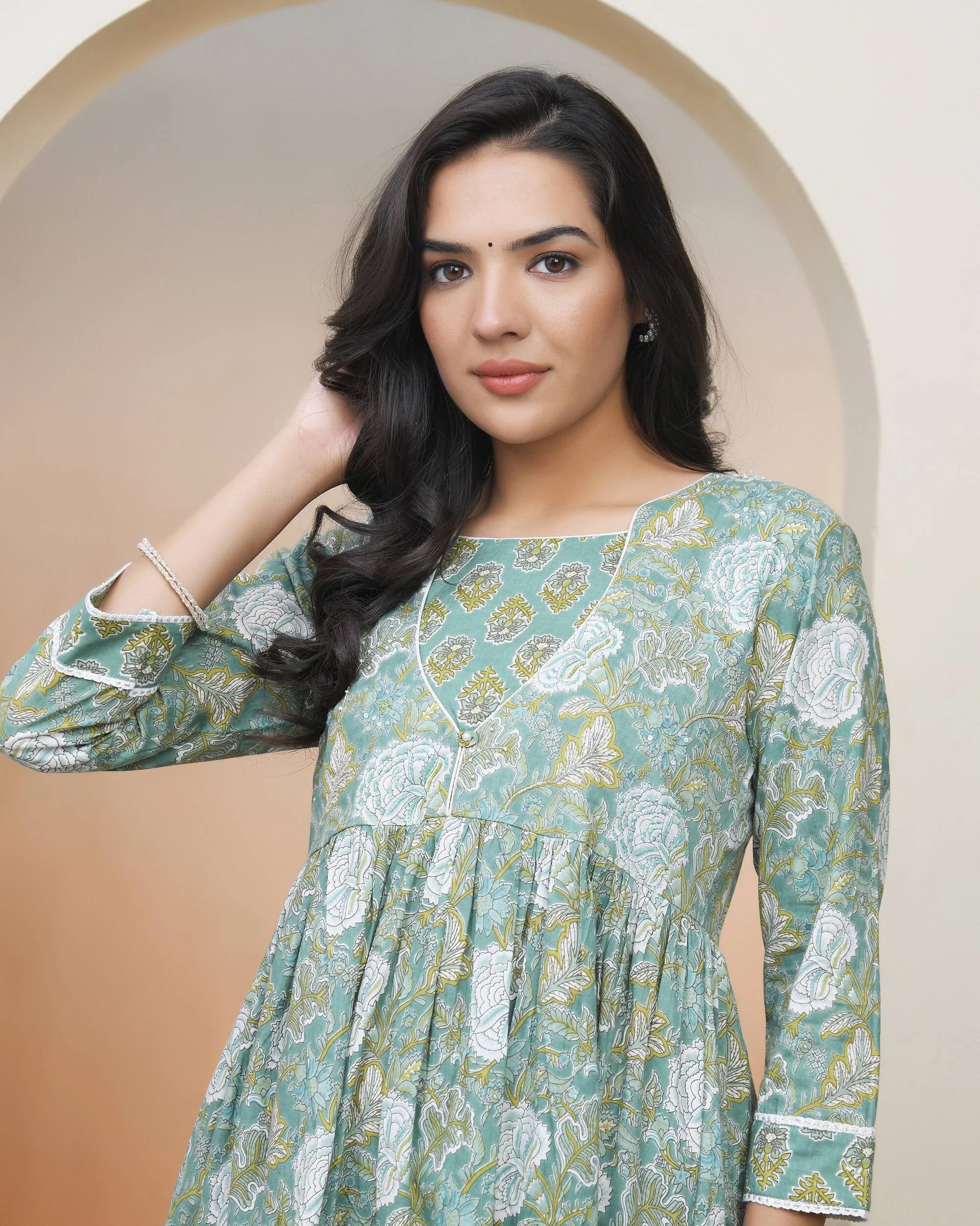 Women Ferozi Cotton kurta with cotton pant & dupatta