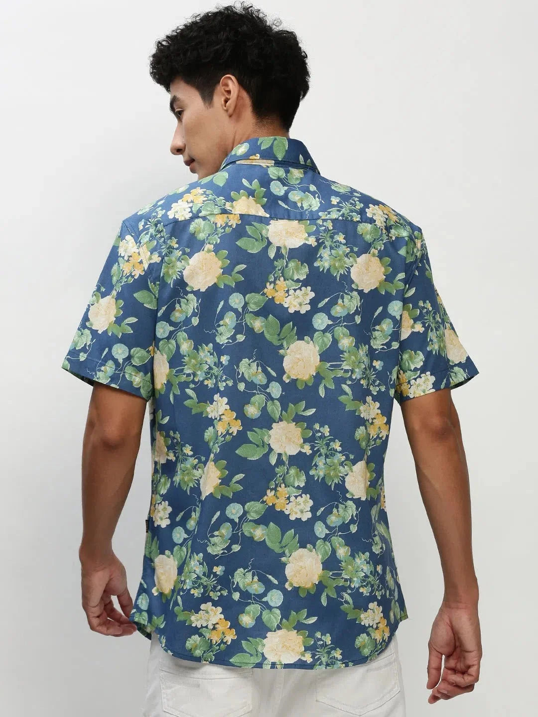 Blue Floral Printed Mens Shirt - Casual Cotton Shirt DesiQlo