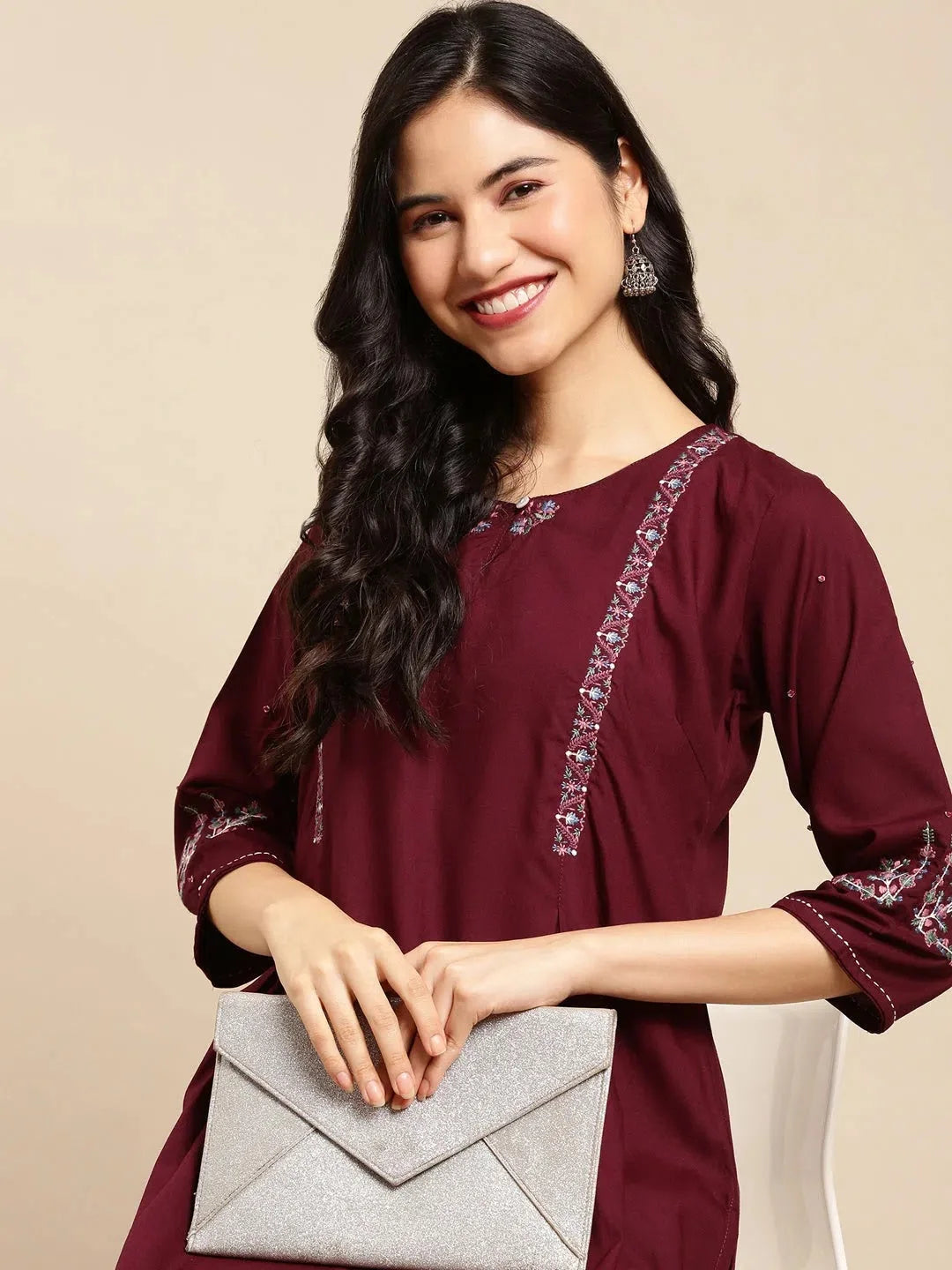 Purple Embroidered Kurta: Elegant Indian Kurtis - DesiQlo