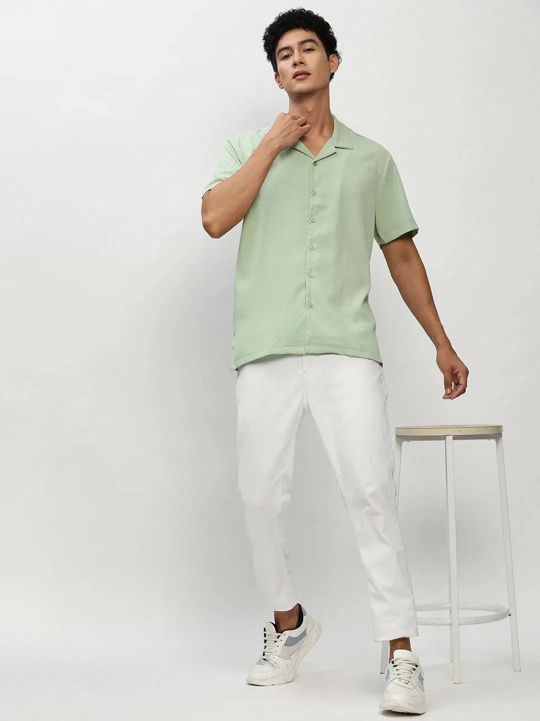 Green Solid Mens Shirt - Cotton Casual Shirt for Men | DesiQlo