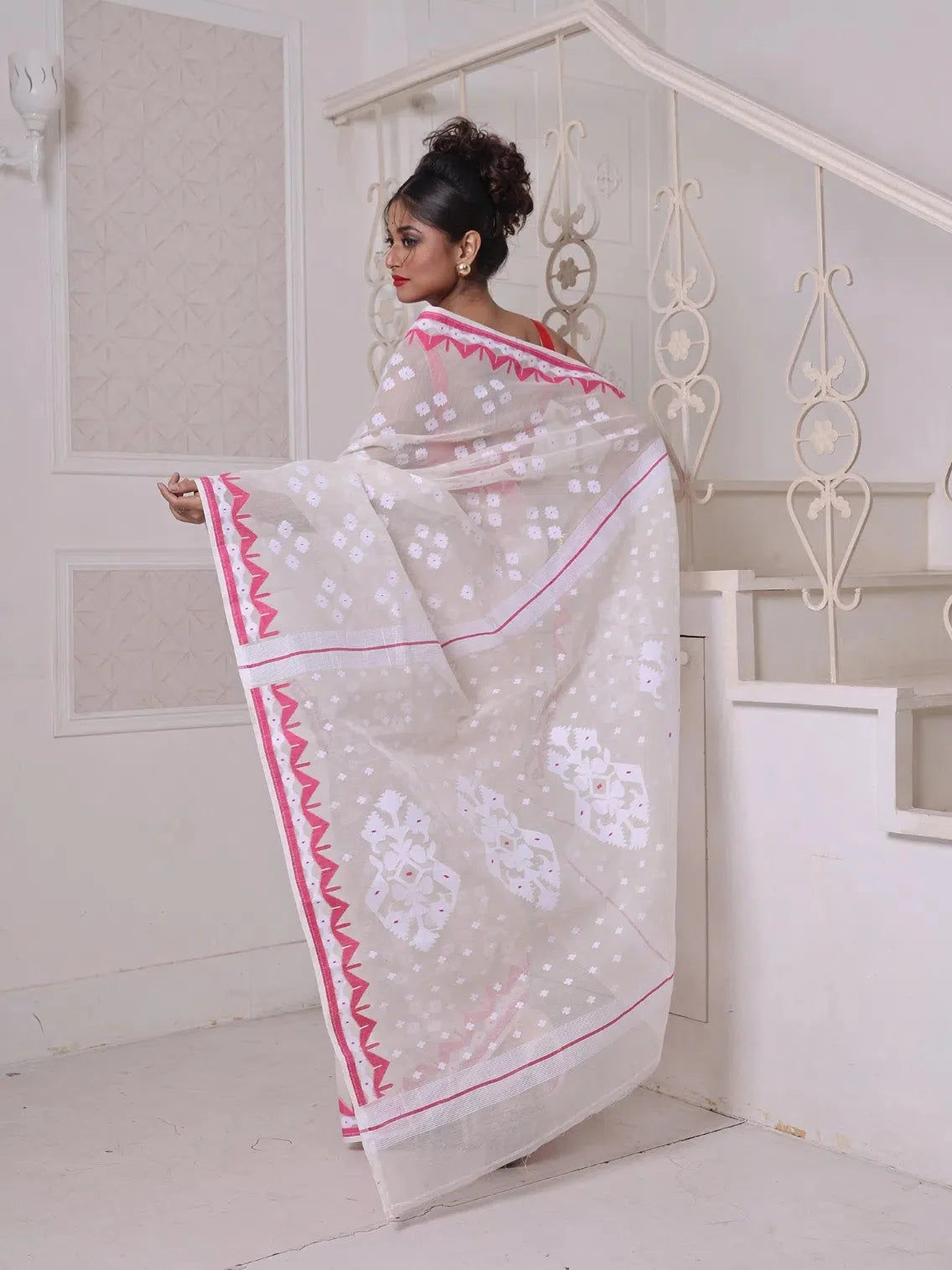 Off White Cotton Jamdani Saree | Indian Sarees