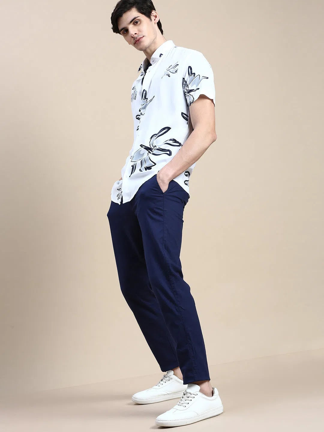White Floral Cotton Mens Shirt - Printed Beach Shirts | DesiQlo