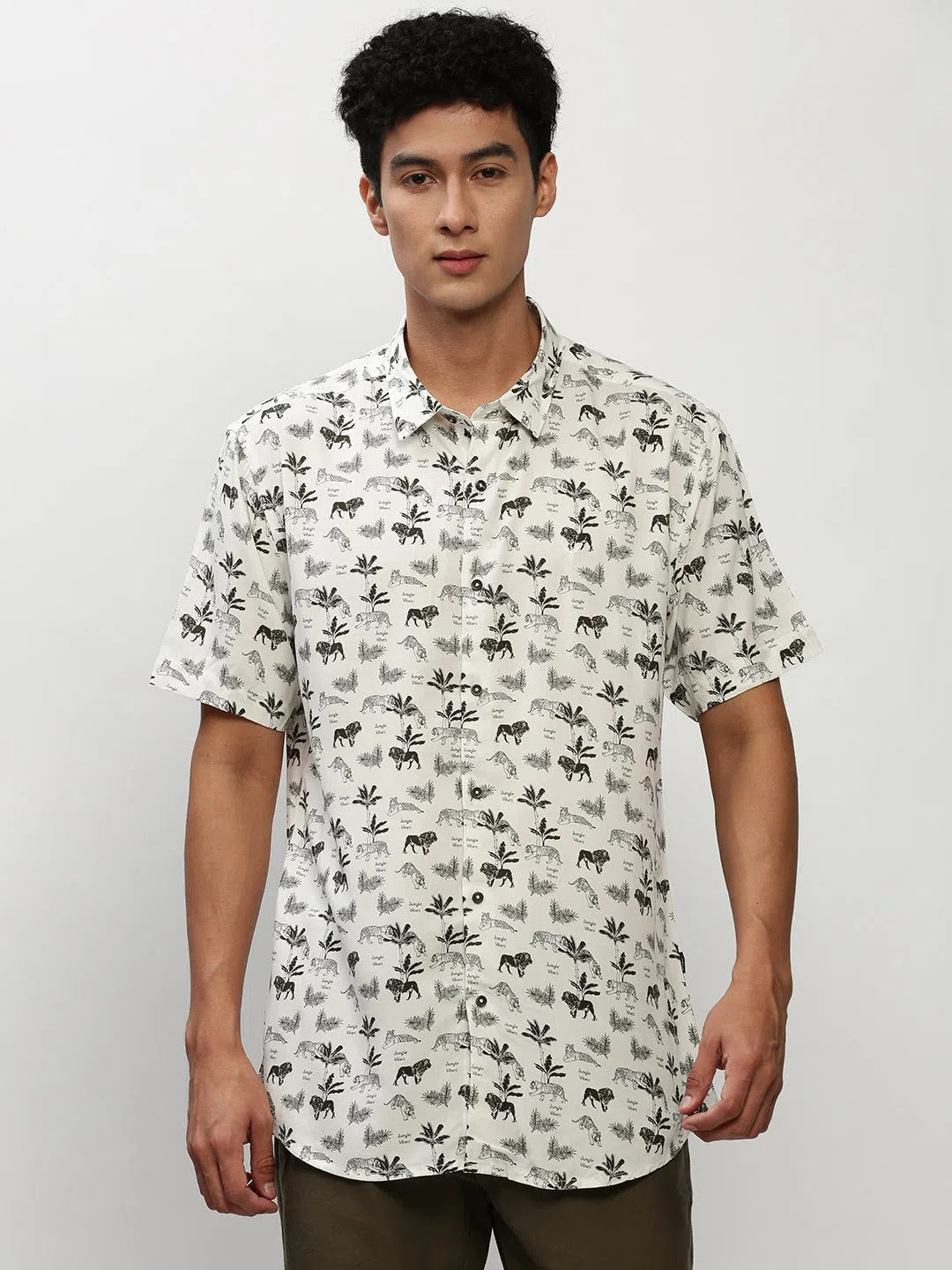 Wholesale Men White Printed Casual Casual Shirts