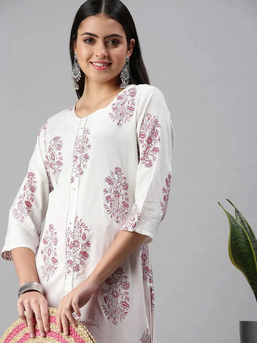 White & Pink Floral Print Kurta Sets | Designer Women's Kurta