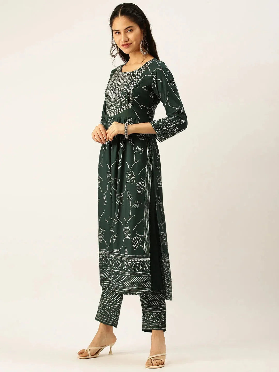 Green Bandhini Print Women's Cotton Kurta Sets | Kurta Set
