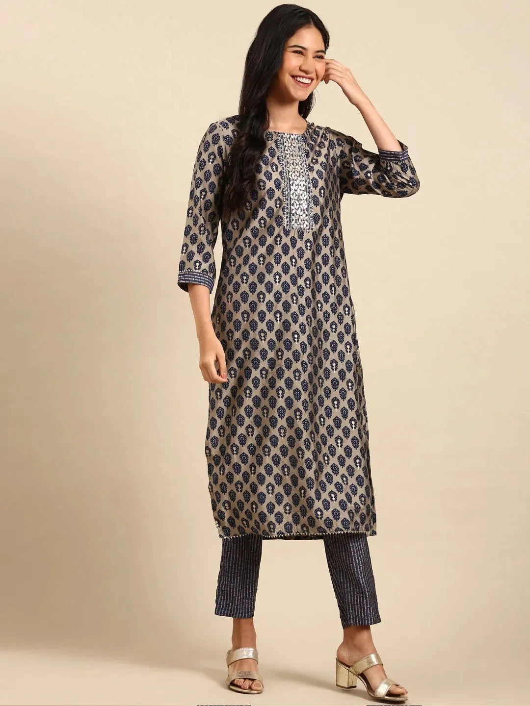 Teal Ethnic Motifs Kurta Set | Women's Indian Kurta Sets