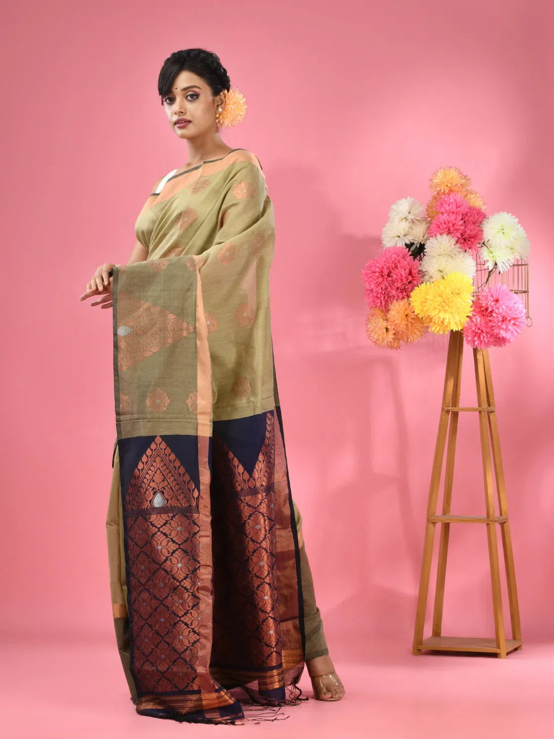 Ecru Cotton Saree: Handwoven, Nakshi Design | Indian Sarees