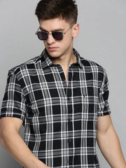 Men Black Checked Casual Shirt-MAYACHECKS-4409-Black