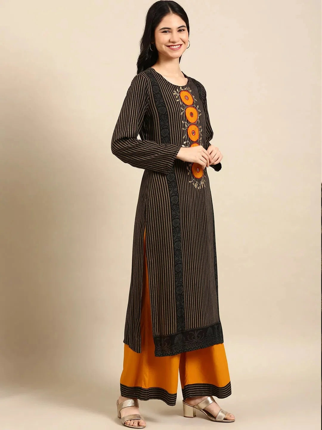 Black Striped Cotton Kurta Set for Women | Indian Kurta Sets