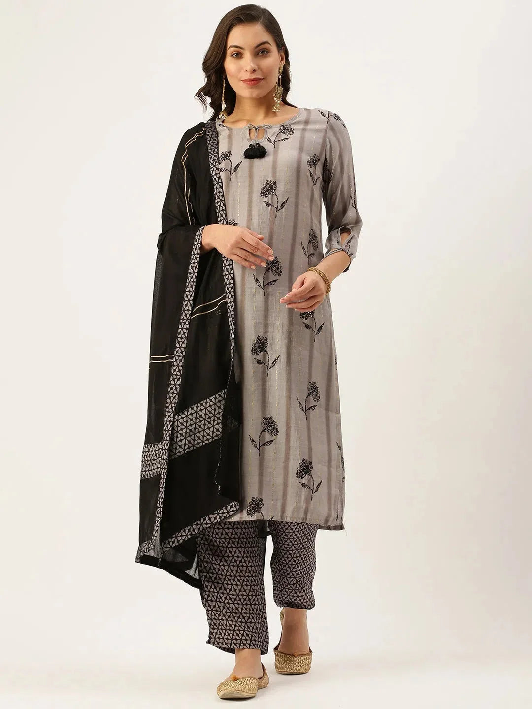 Grey Solid Cotton Women's Kurta Sets Online | Showoff