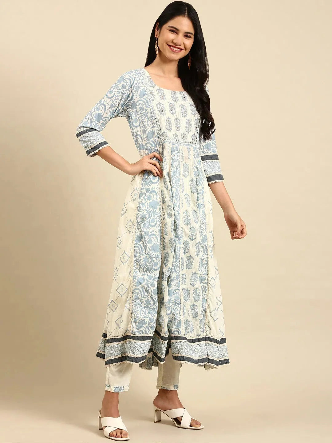 Beige Printed Women's Kurta Set | Floral Cotton Kurta Sets