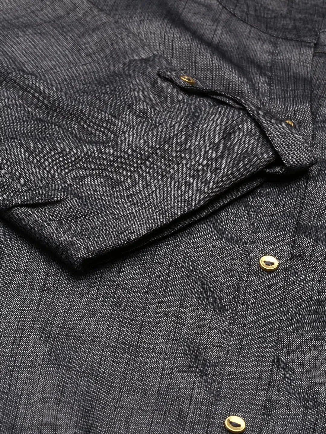 Elegant Black Kurta: Viscose Indian Kurta for Women | DesiQlo