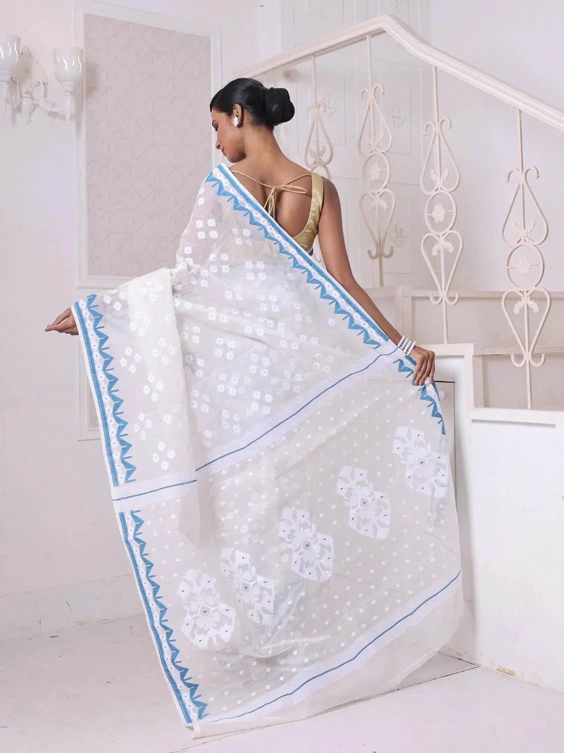 Off White Cotton Jamdani Saree | Designer Sarees India
