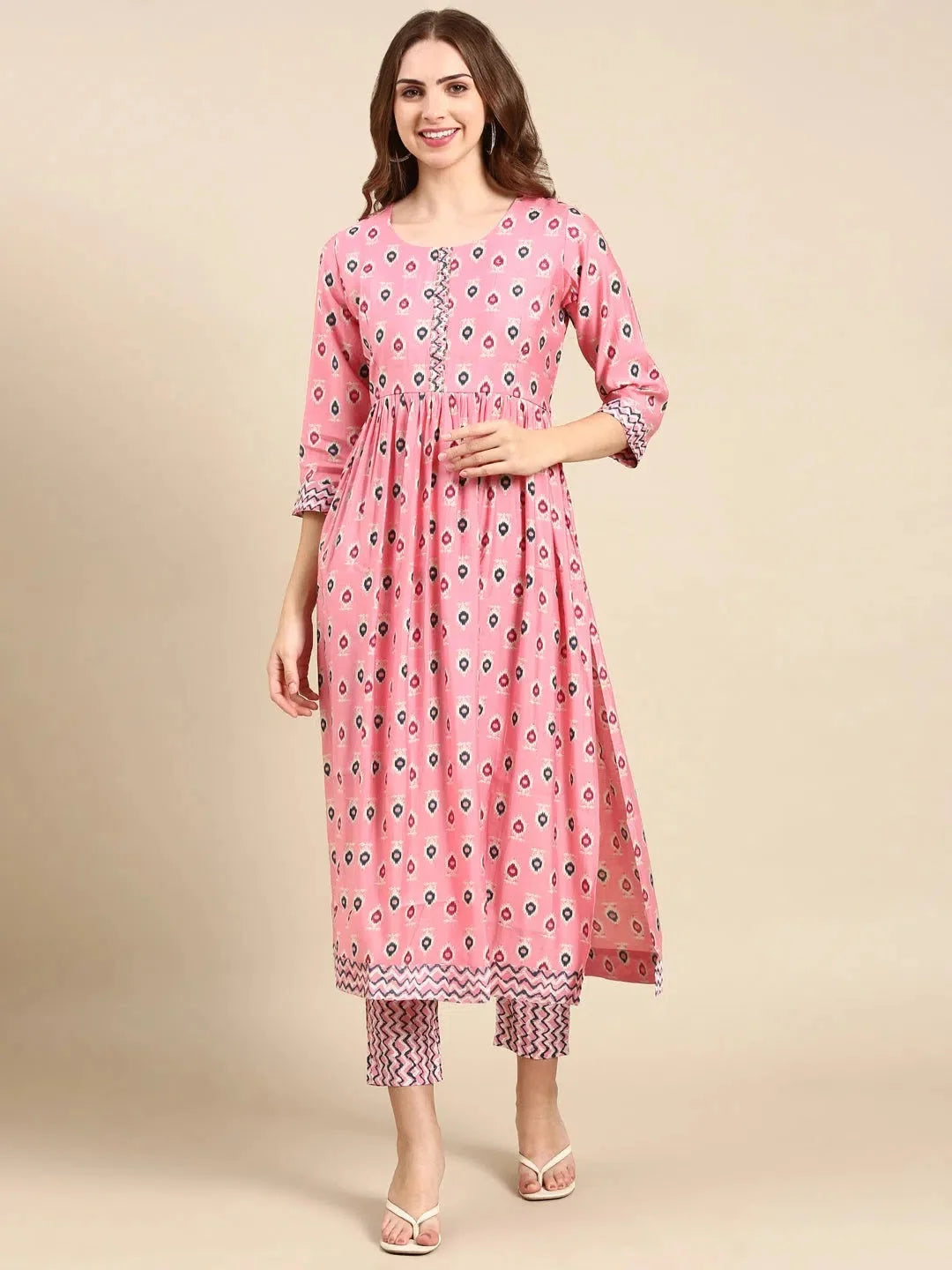 Pink Ethnic Print Women's Kurta Set | Indian Kurta Sets