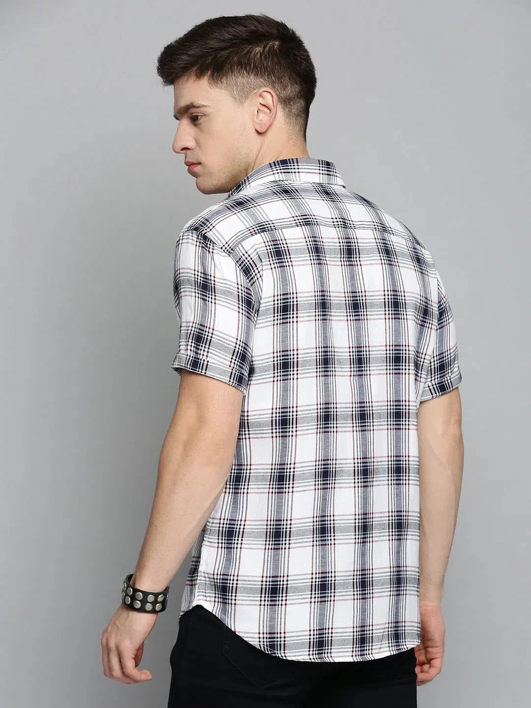 Mens Shirt White Checked Casual Cotton Shirt | DesiQlo